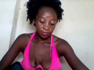 djamellah full-size cam model profile image