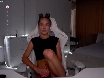evelina_fox full-size cam model profile image
