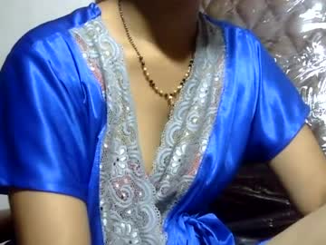 ishika_ishu full-size cam model profile image