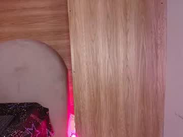 kiaralopez_ full-size cam model profile image