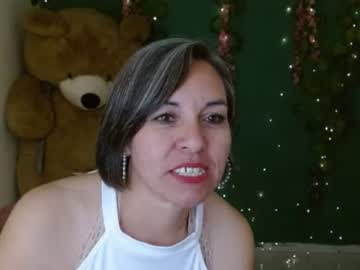 naomi_189442 full-size cam model profile image