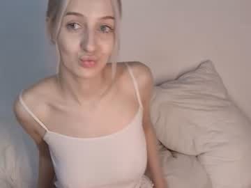 statickittenn full-size cam model profile image
