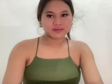 yoursweetgirl_zia full-size cam model profile image